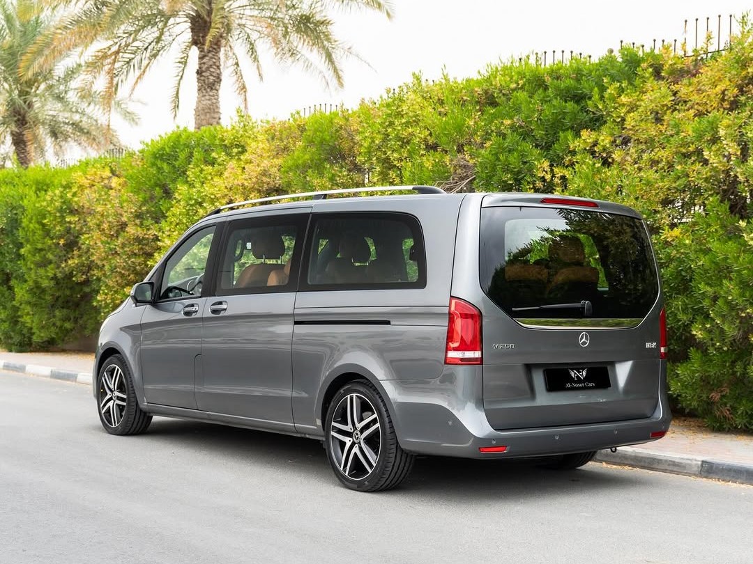 Mercedes-Benz V-Class 250 2021 - Image 3