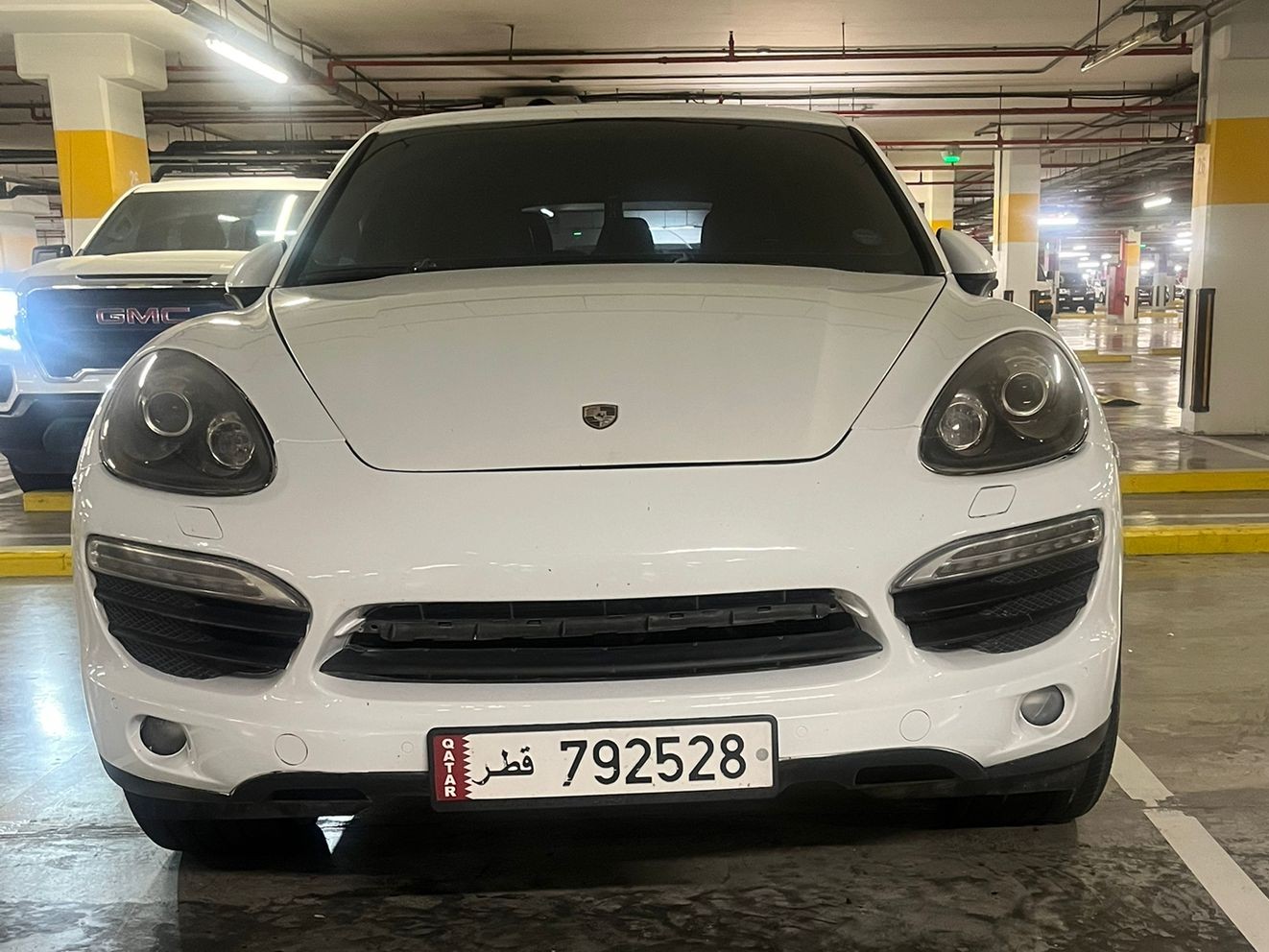 Porsche Cayenne S  2012 - Image 2