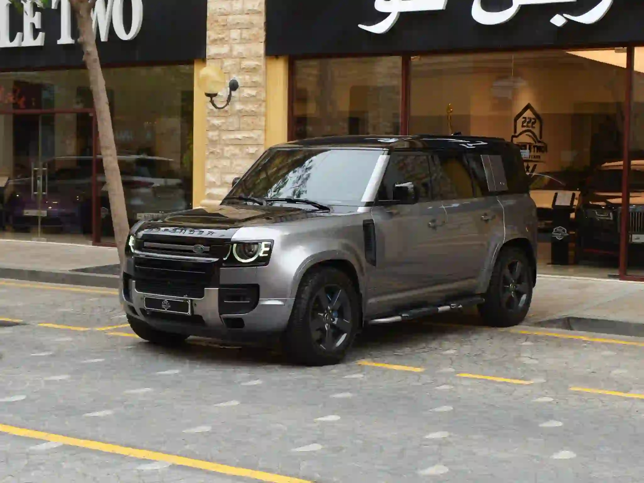 Land Rover Defender 110 X 2022 - Image 4
