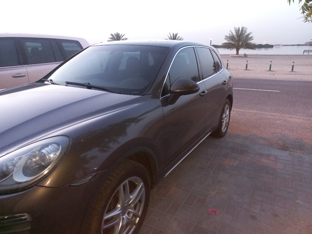 Porsche Cayenne S  2014 - Image 2