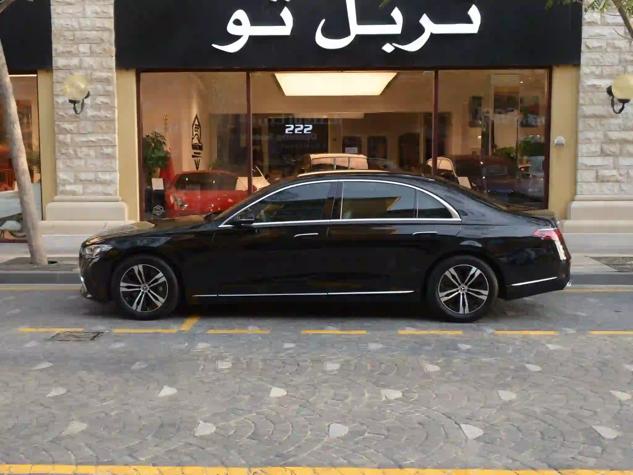 Mercedes-Benz S-Class Sedan 450 AMG 2024 - Image 2