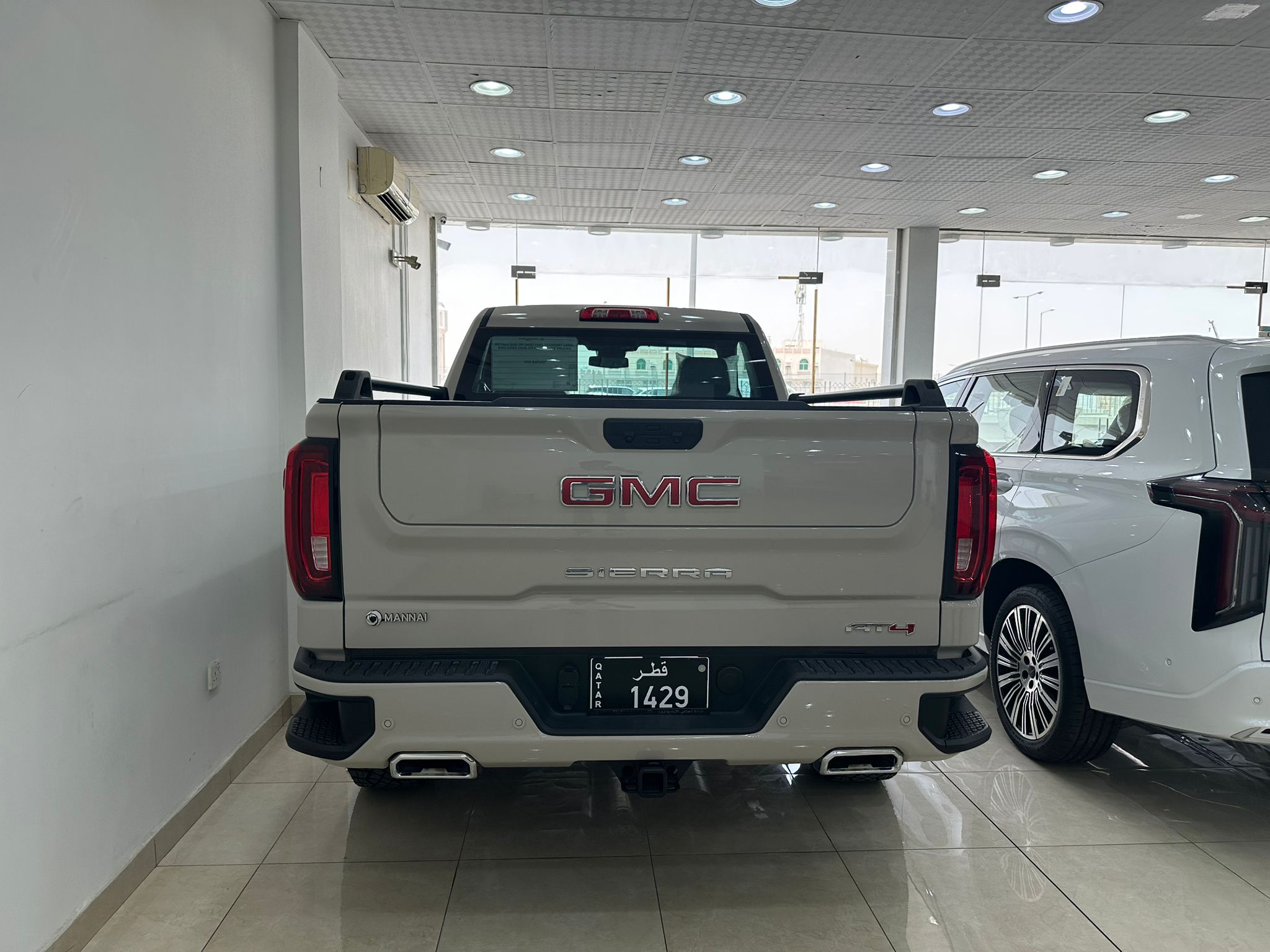 GMC Sierra AT4 2026 - Image 3