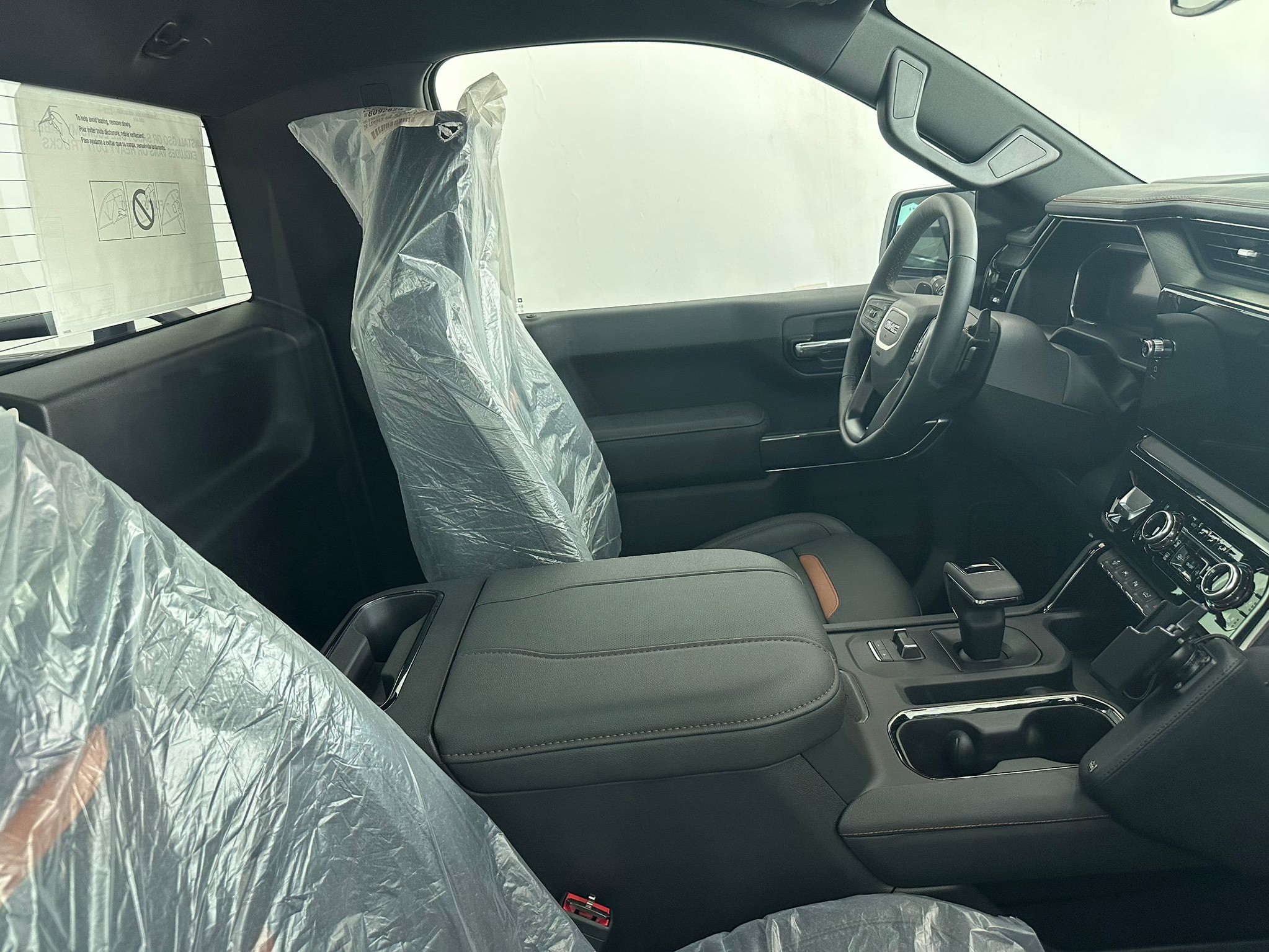 GMC Sierra AT4 2026 - Image 4