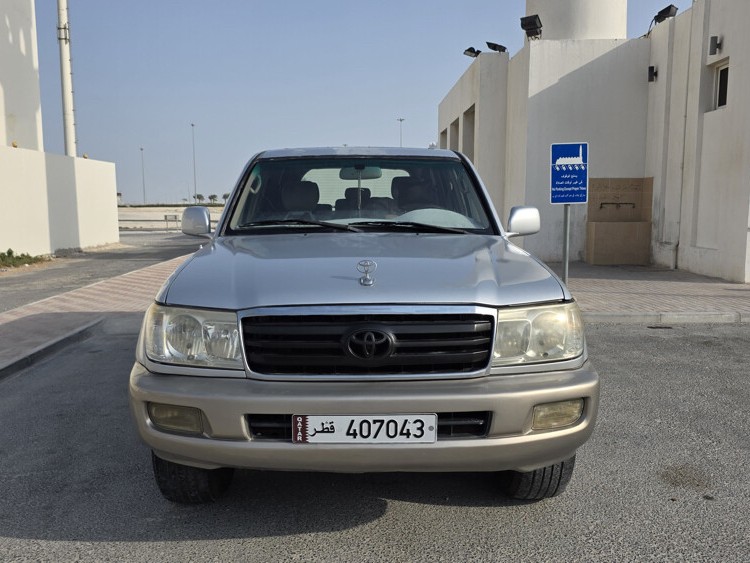 Toyota Land Cruiser GX.R 2002 - Image 2