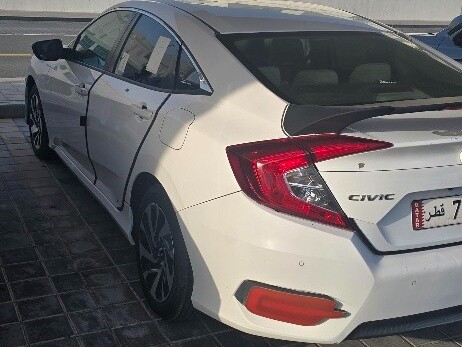 Honda Civic 2017 - Image 4
