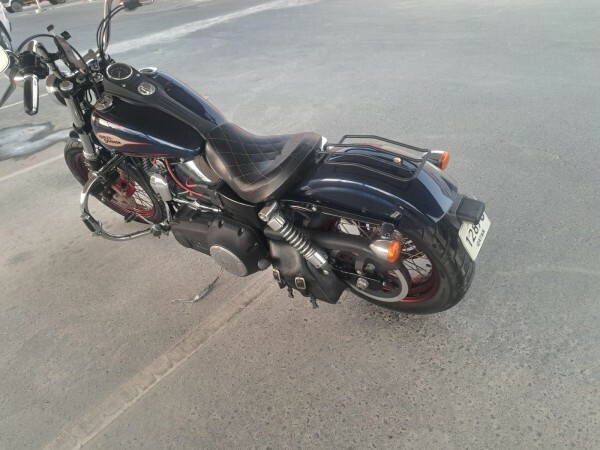 Harley Davidson  Dyna Street Bob  2013 - Image 4