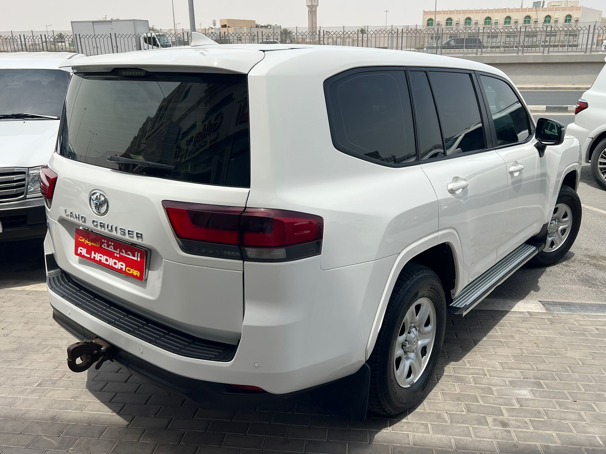 Toyota Land Cruiser GX 2023 - Image 4
