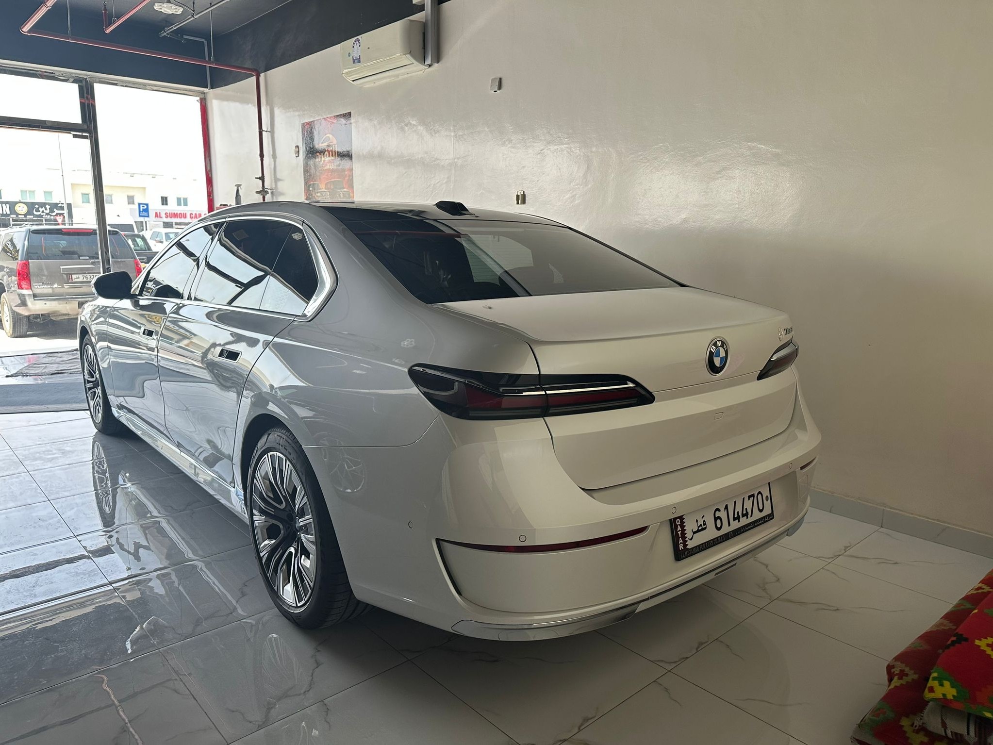 BMW 7-Series 735i 2026 - Image 3