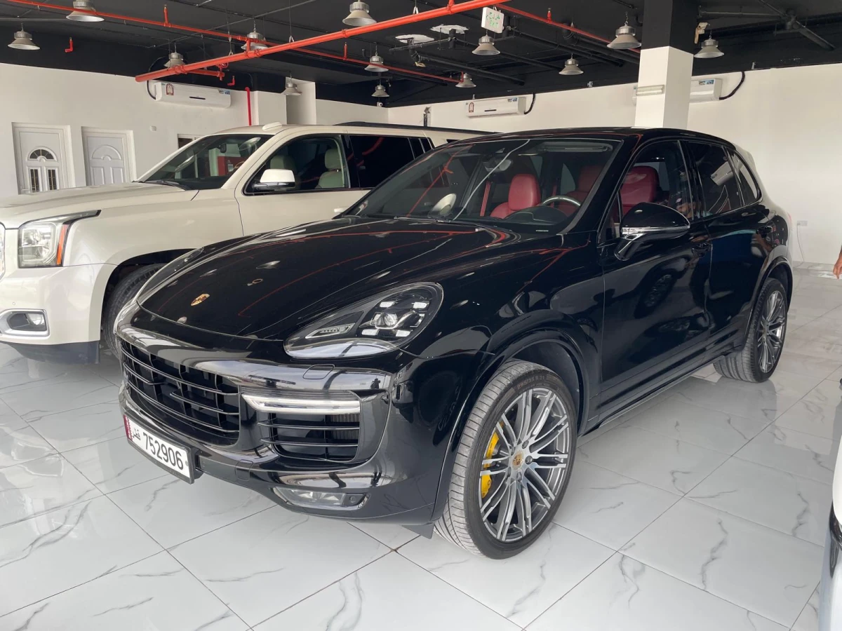 Porsche Cayenne S  2016
