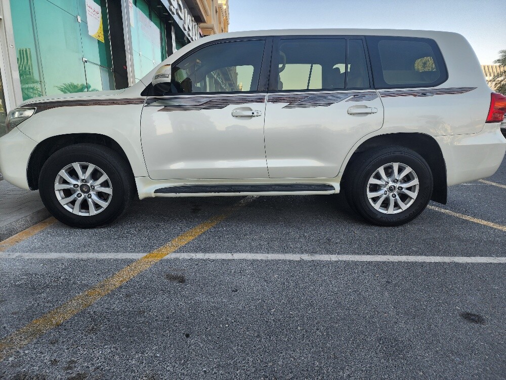 Toyota Land Cruiser G Limited 2014 - Image 3