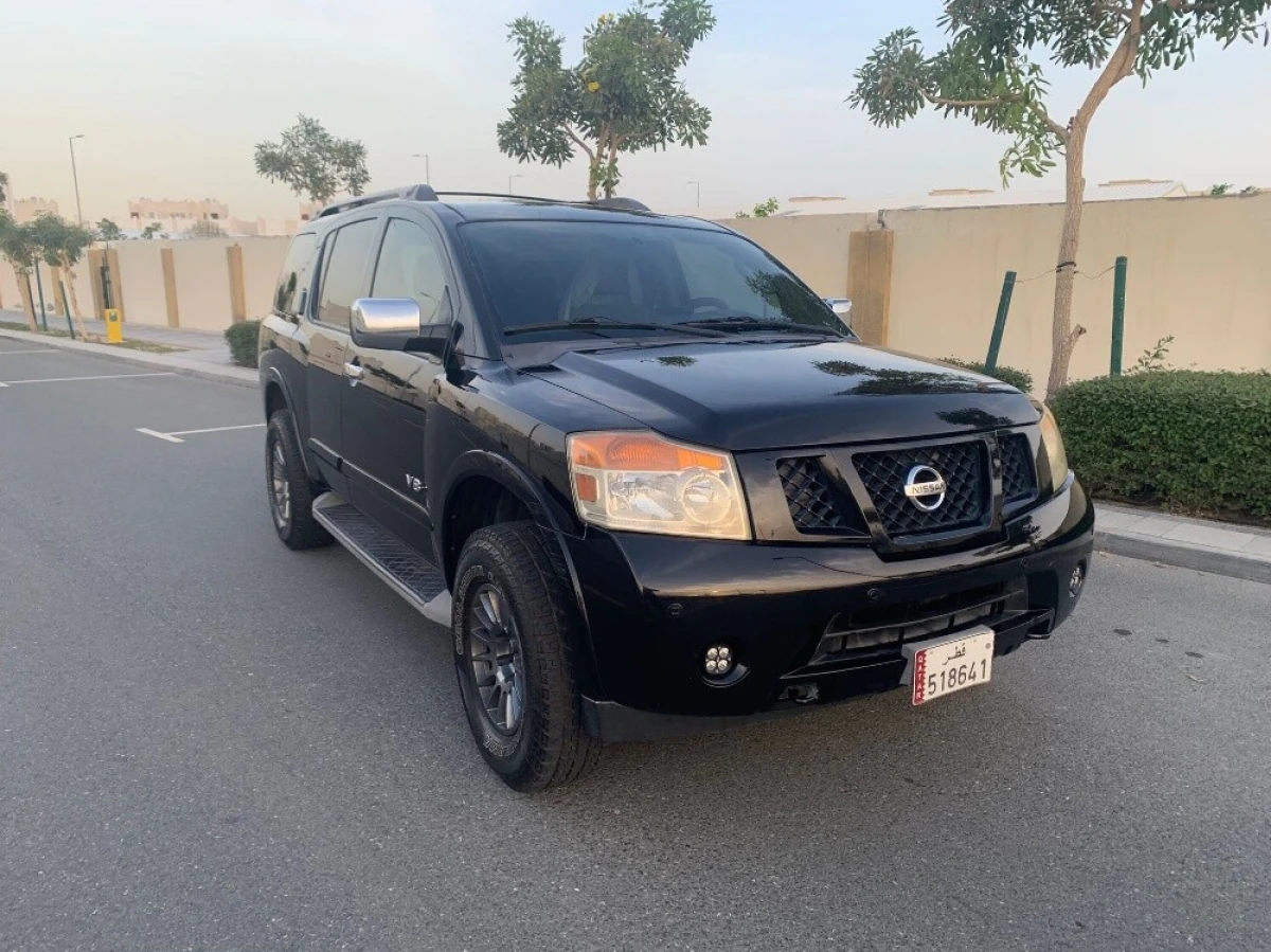 Nissan Armada SE 2012