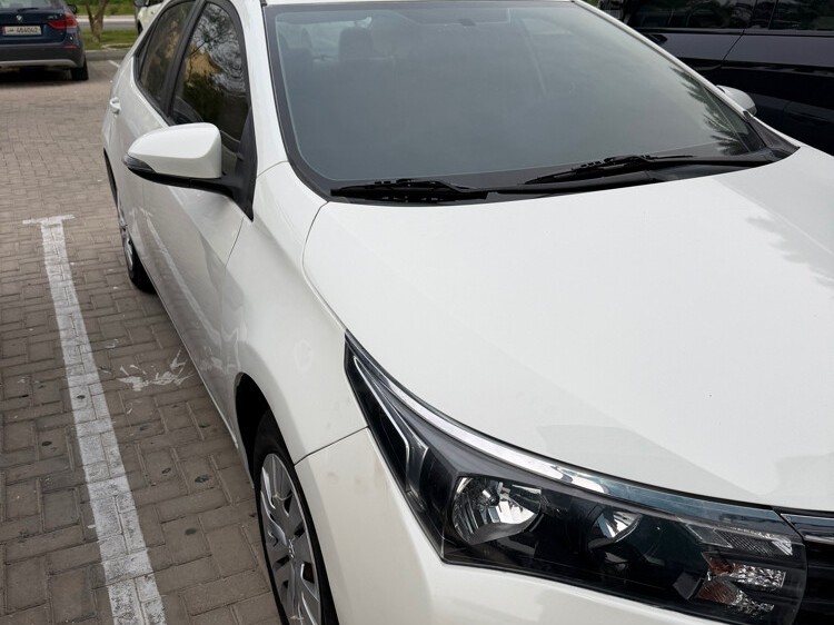 Toyota Corolla 2014 - Image 1