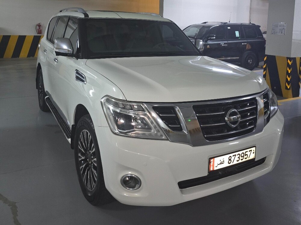 Nissan Patrol  Platinum 2012