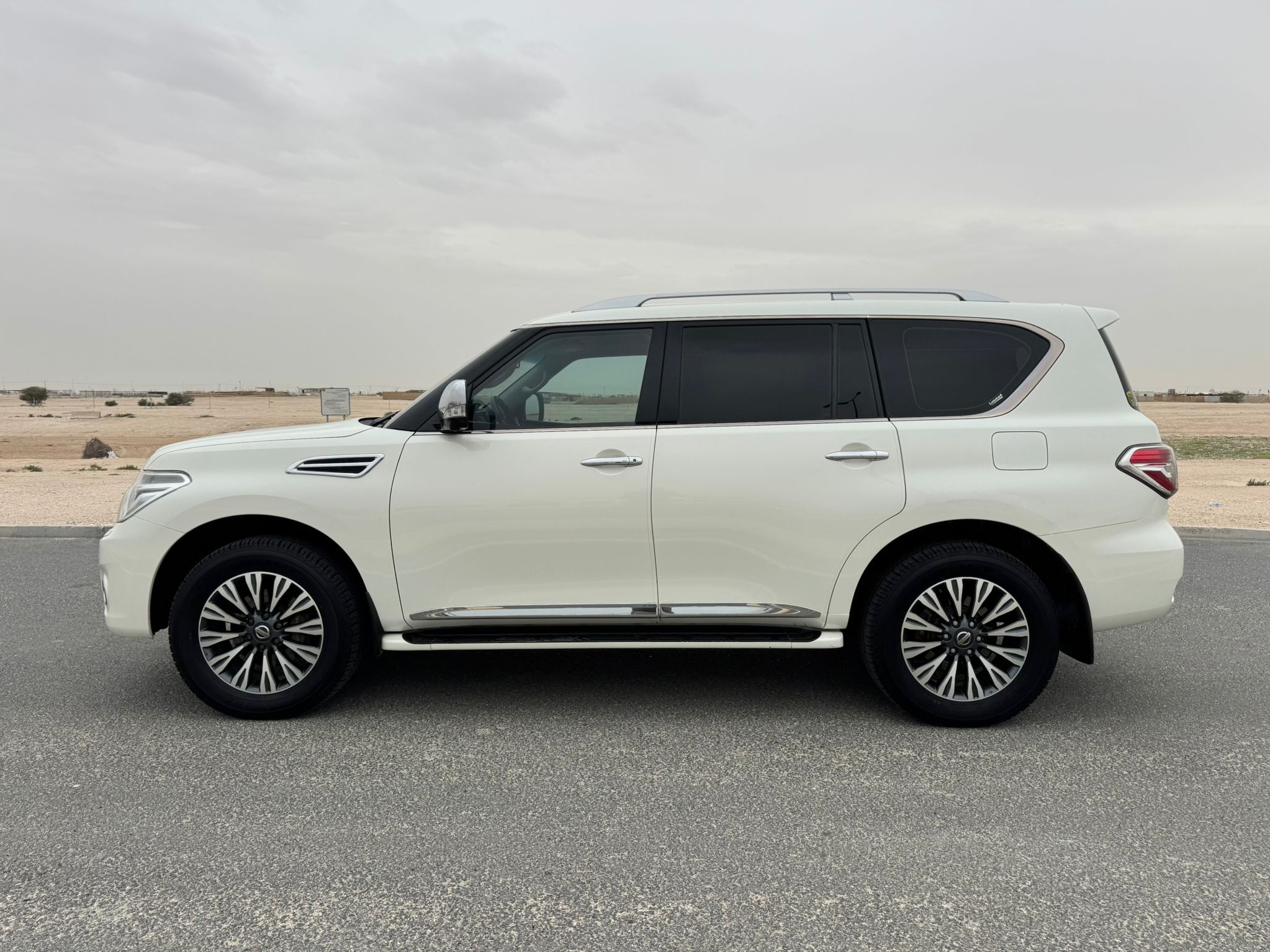 Nissan Patrol  Platinum 2017 - Image 4