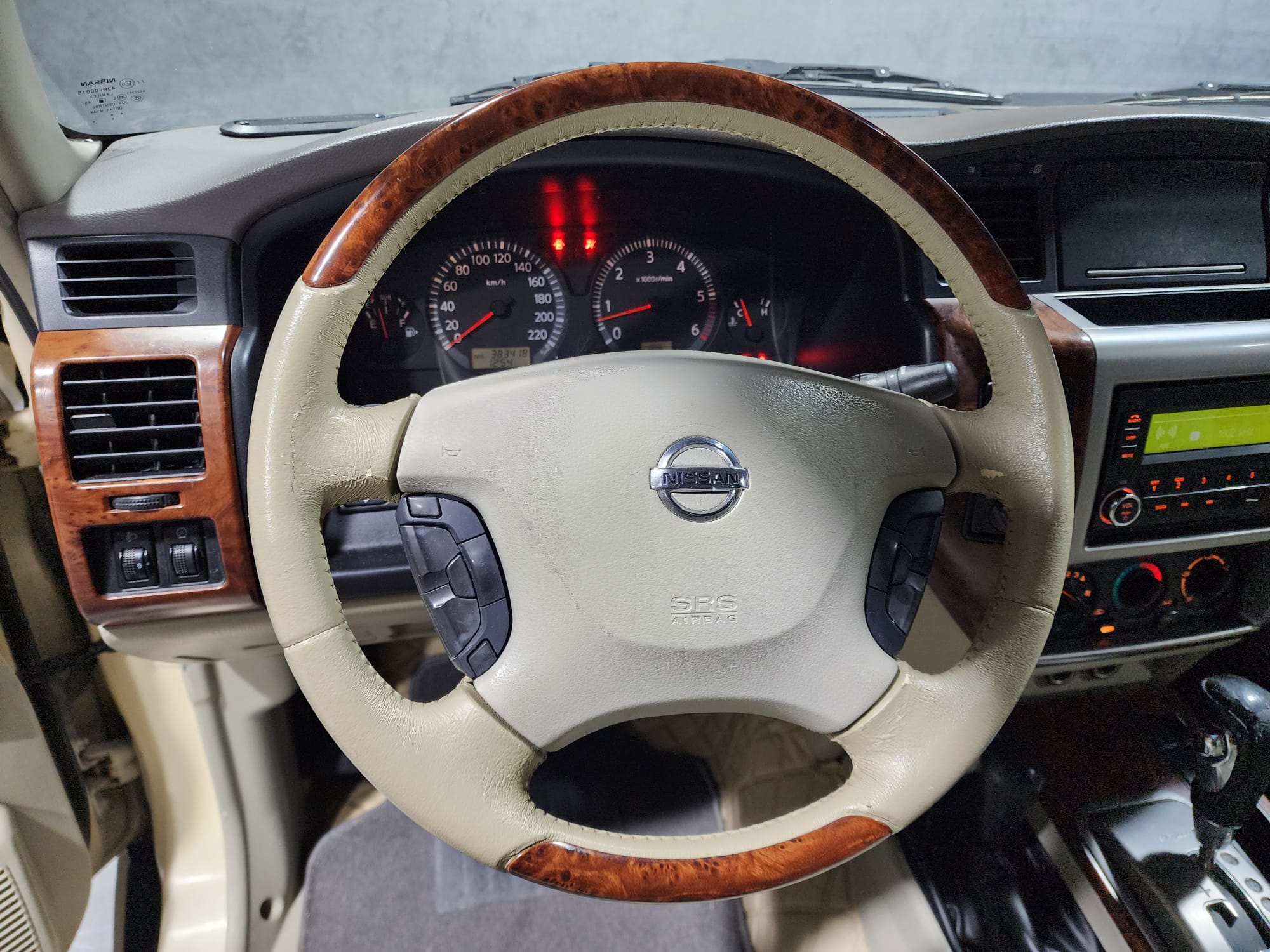 Nissan Patrol Safari 2014 - Image 4