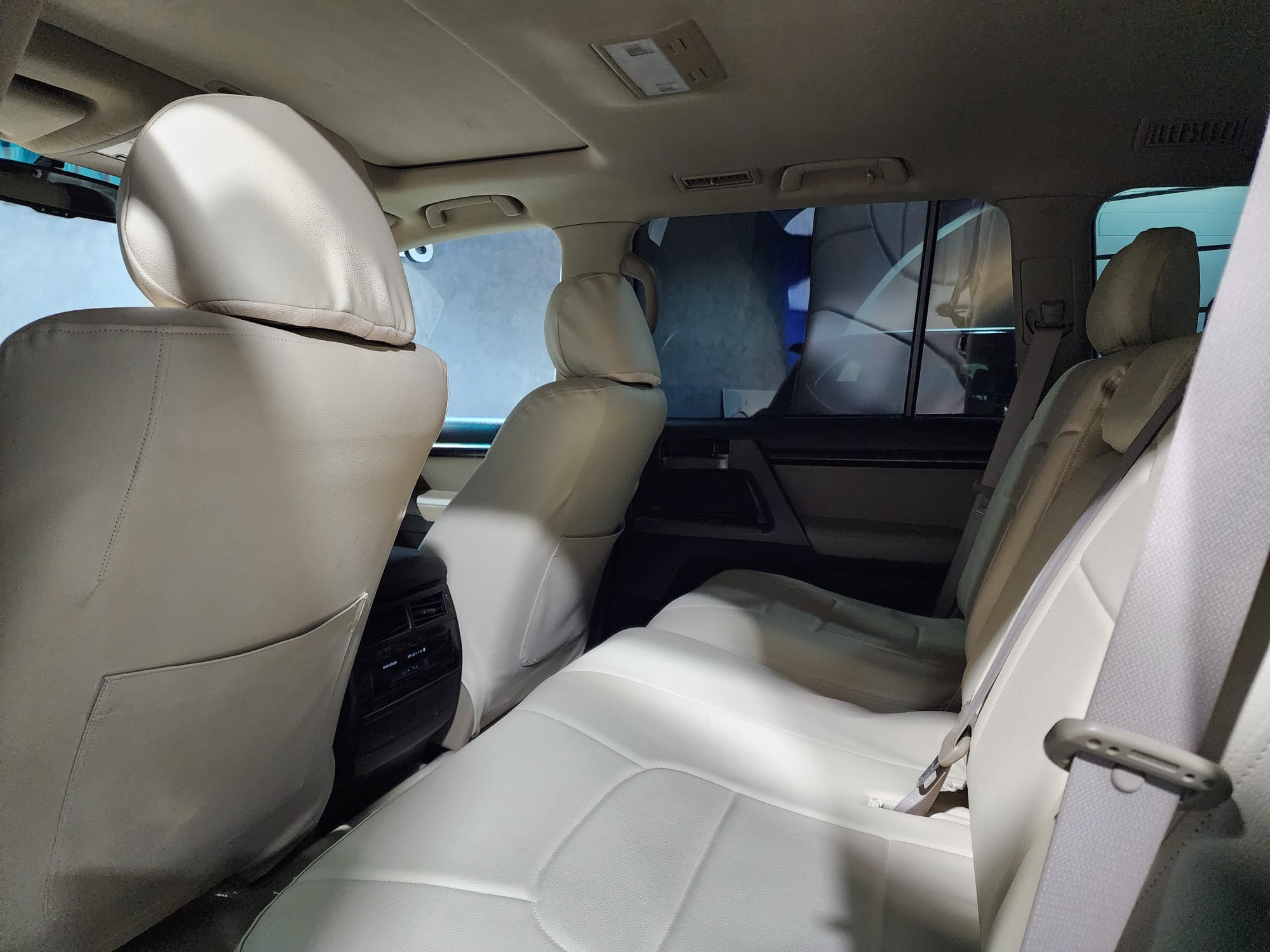 Toyota Land Cruiser VX.R 2009 - Image 4