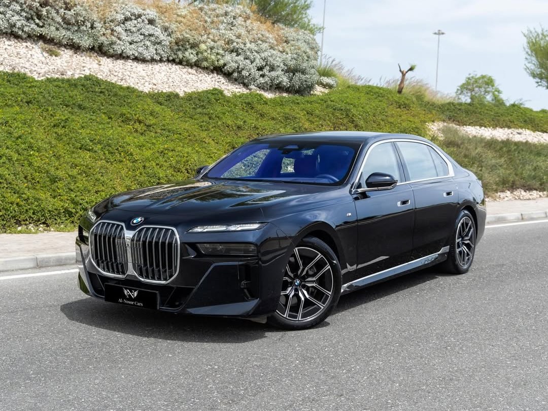 BMW 7-Series 740i M-KIT 2023 - Image 4