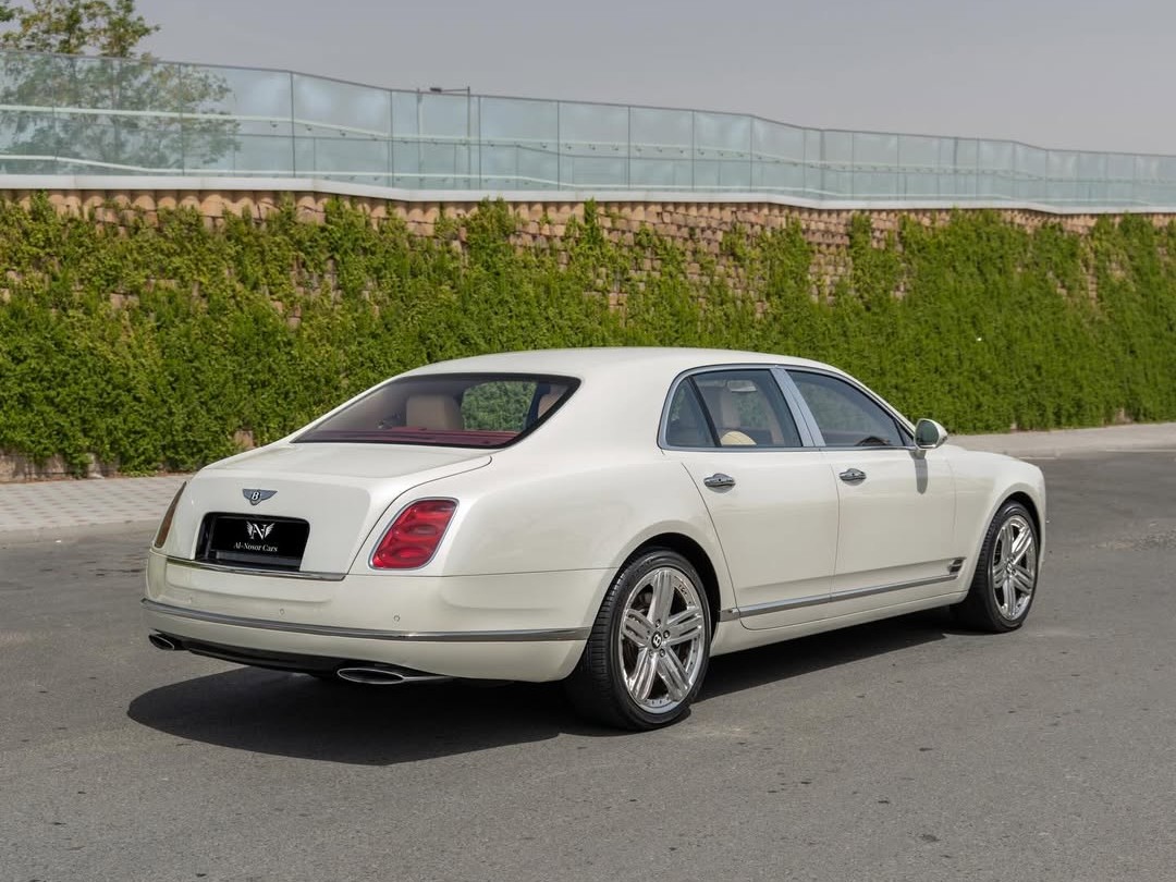 Bentley Mulsanne 2011 - Image 2