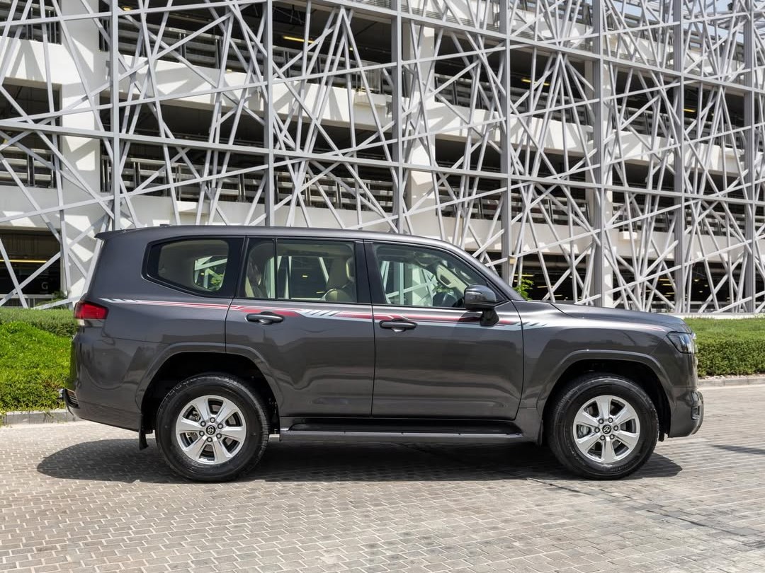 Toyota Land Cruiser GXR Twin Turbo 2025 - Image 3