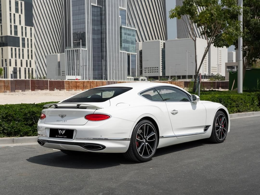 Bentley Continental GT 2019 - Image 2
