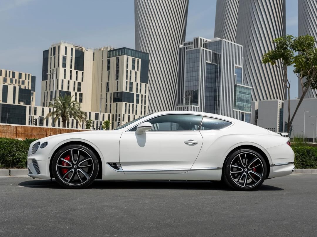 Bentley Continental GT 2019 - Image 3