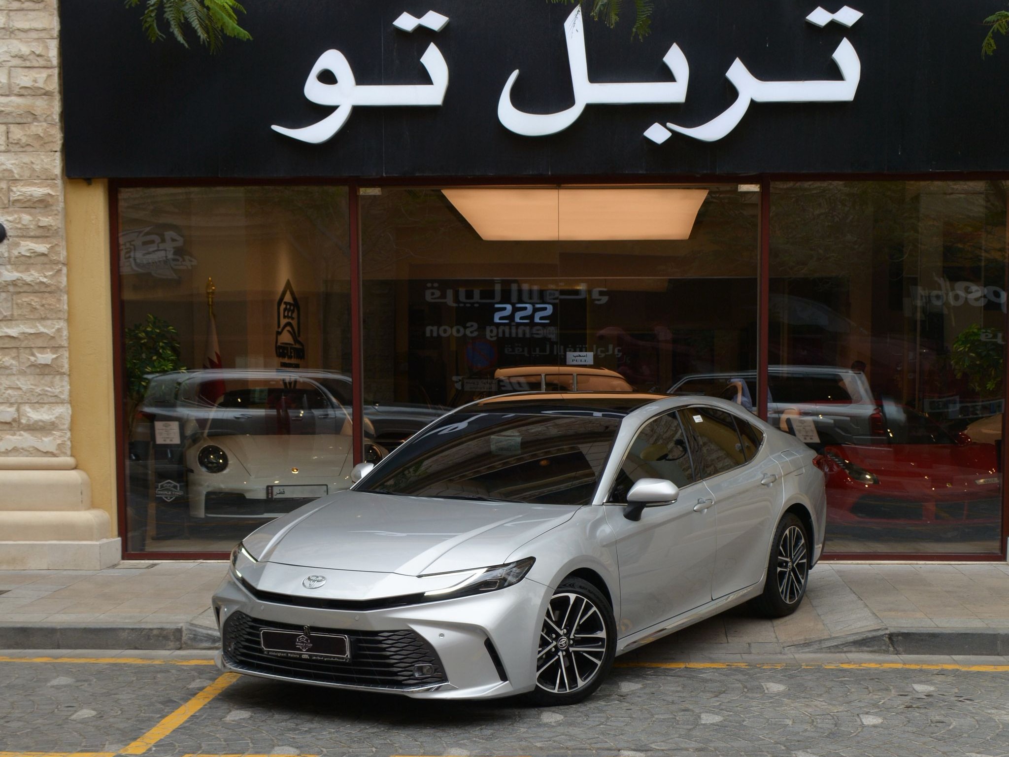 Toyota Camry GLE 2025