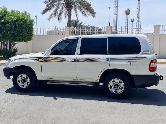 Toyota Land Cruiser GX.R 2007 - Image 2