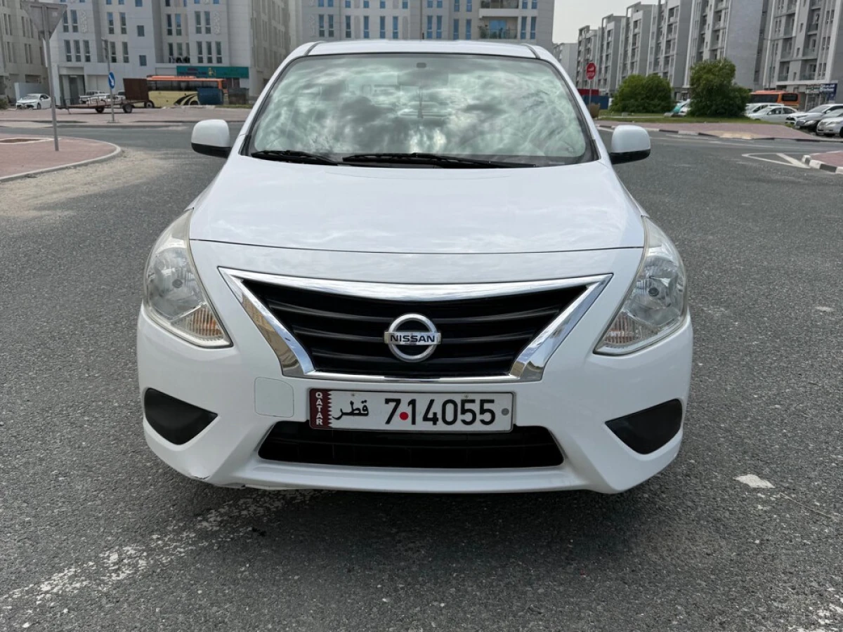 Nissan Sunny 2020