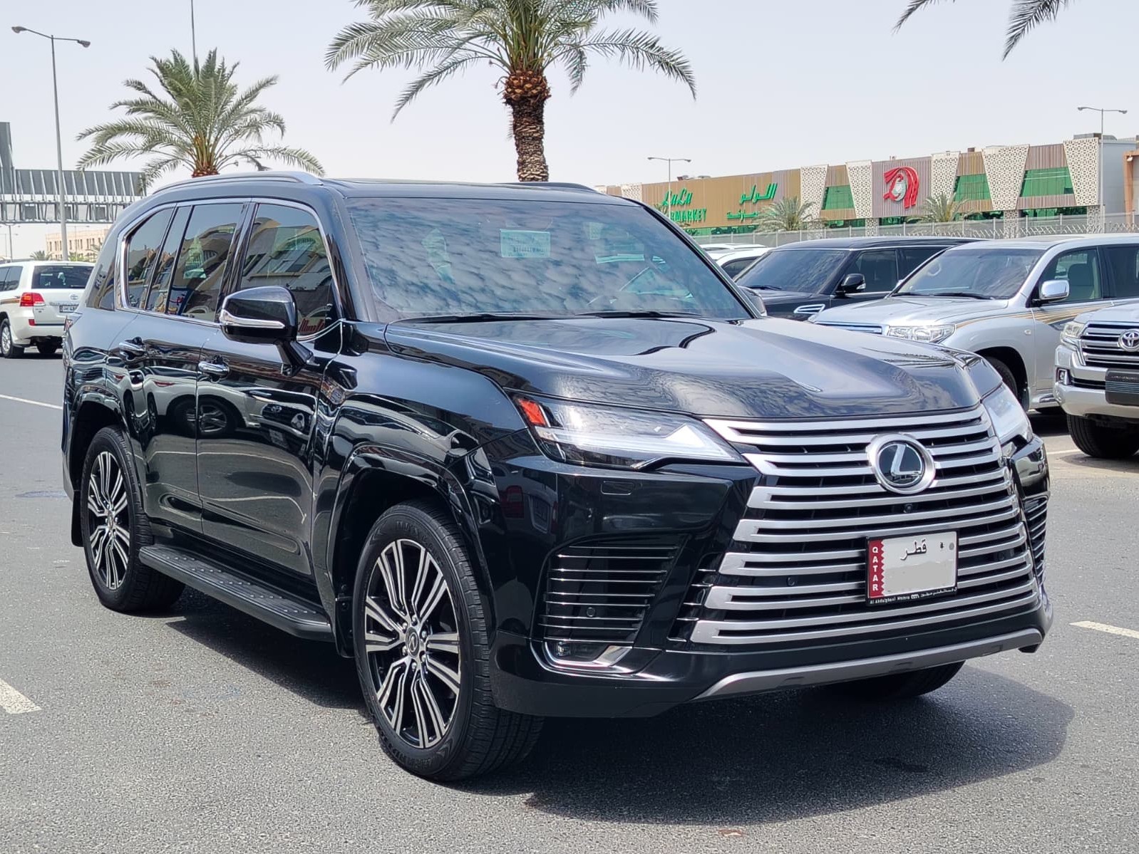 Lexus LX 600 Luxury  2024 - Image 1