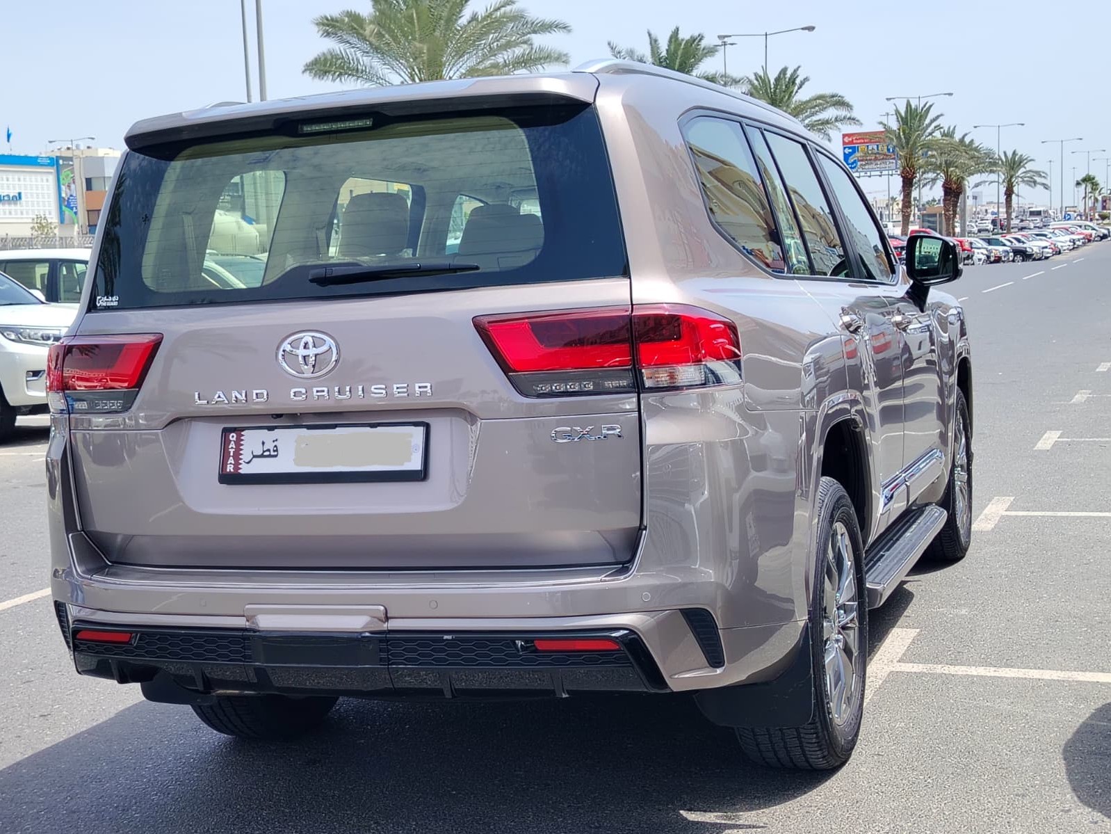 Toyota Land Cruiser GX.R 2024 - Image 4