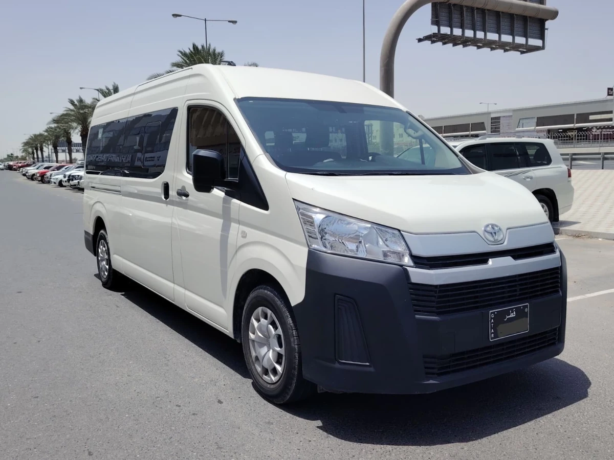 Toyota Hiace Bus 2023