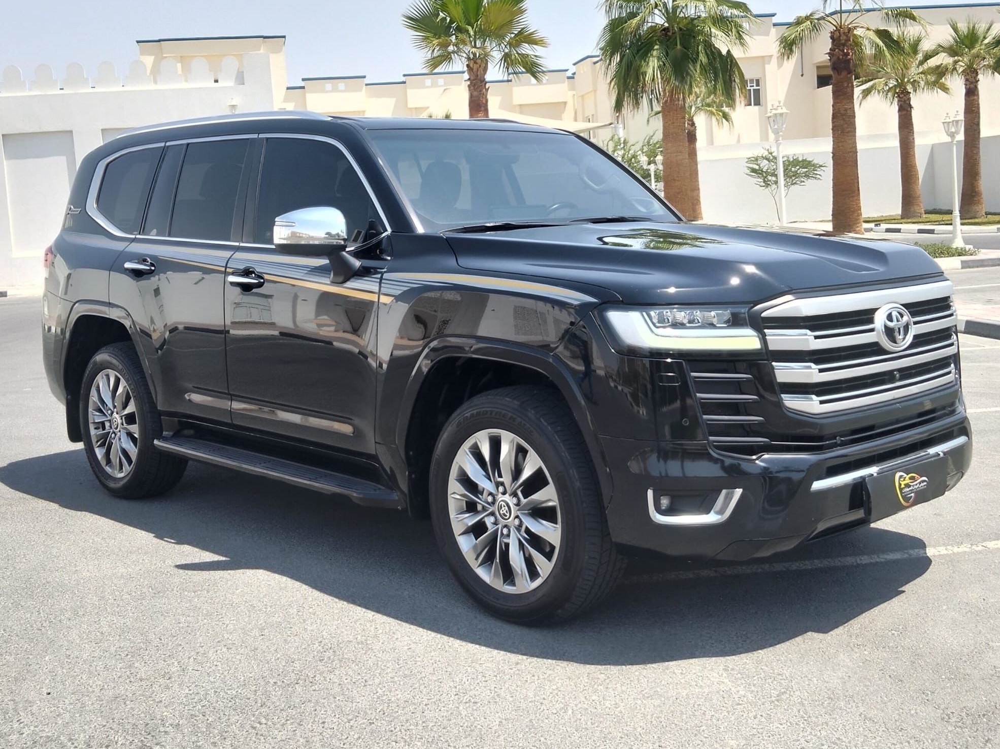 Toyota Land Cruiser VX - Image 2