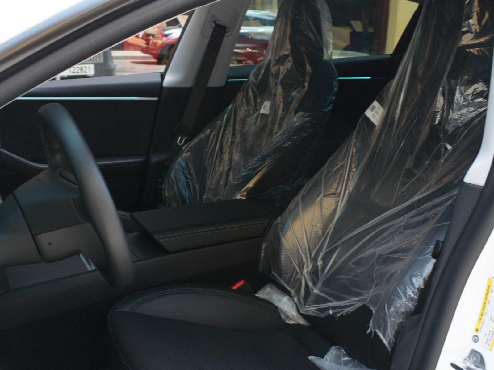 Tesla Model 3  Long Range 2025 - Image 3