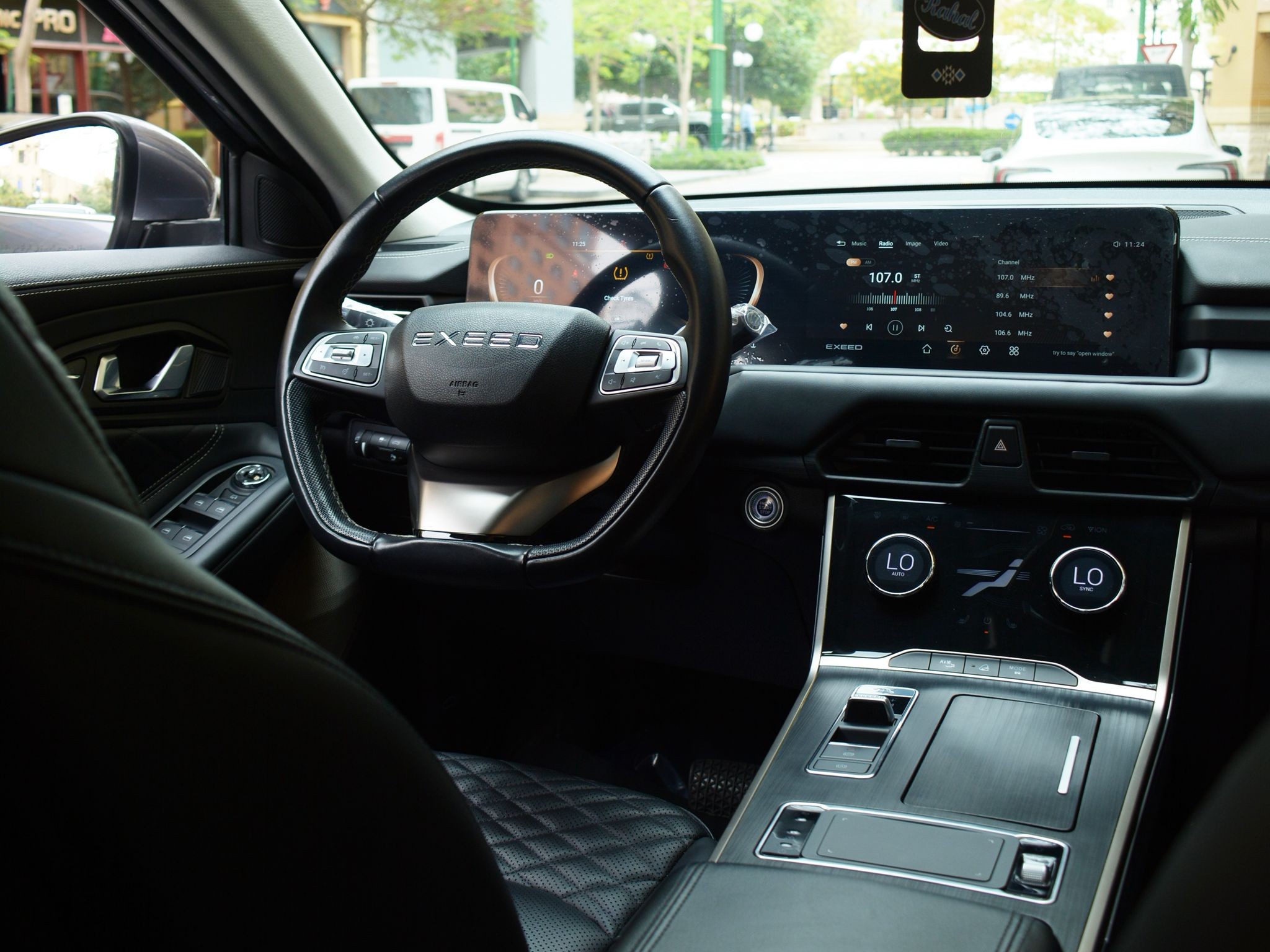Exeed TXL  Comfort 2023 - Image 2