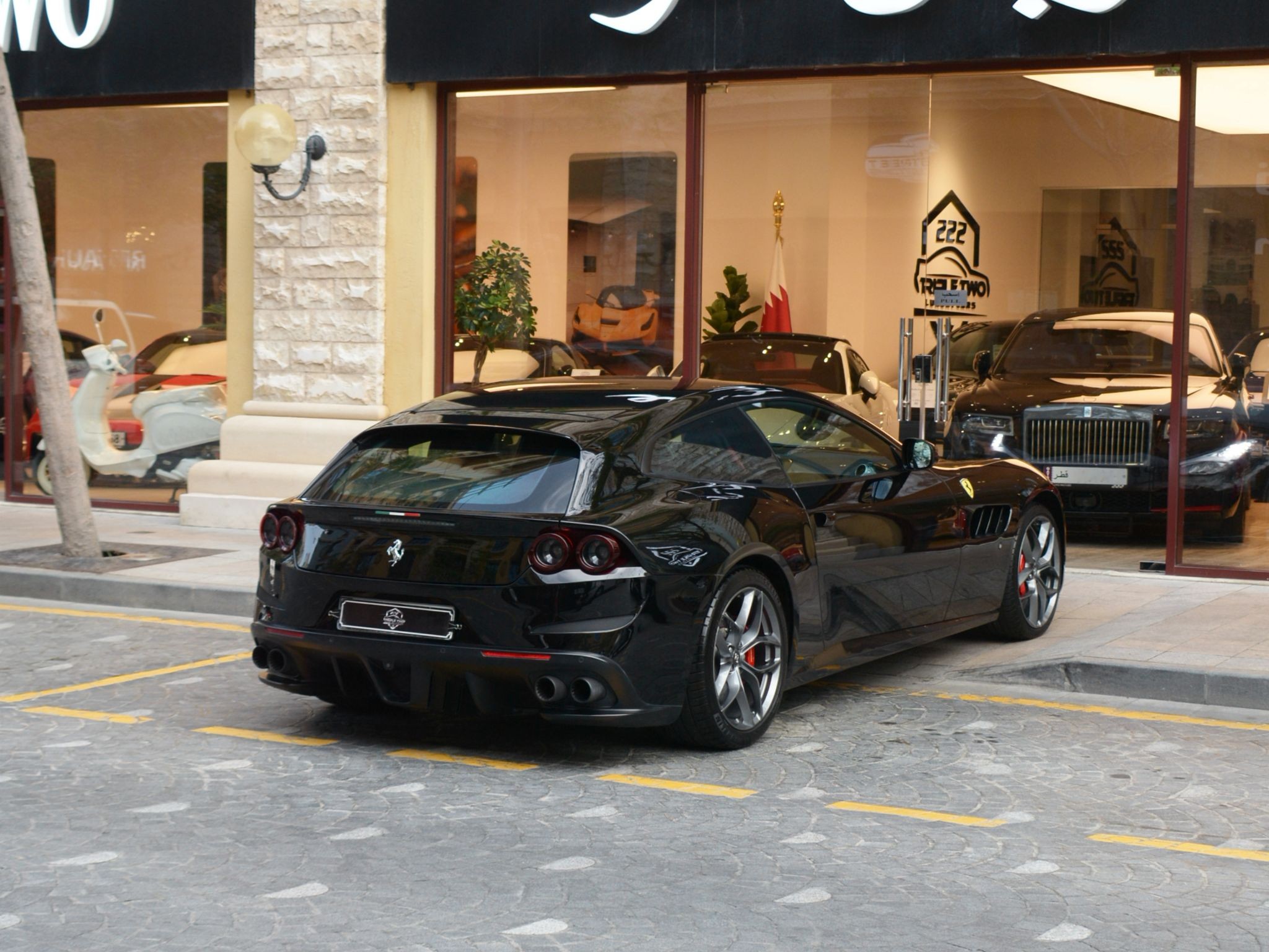 Ferrari GTC 4 2018 - Image 4