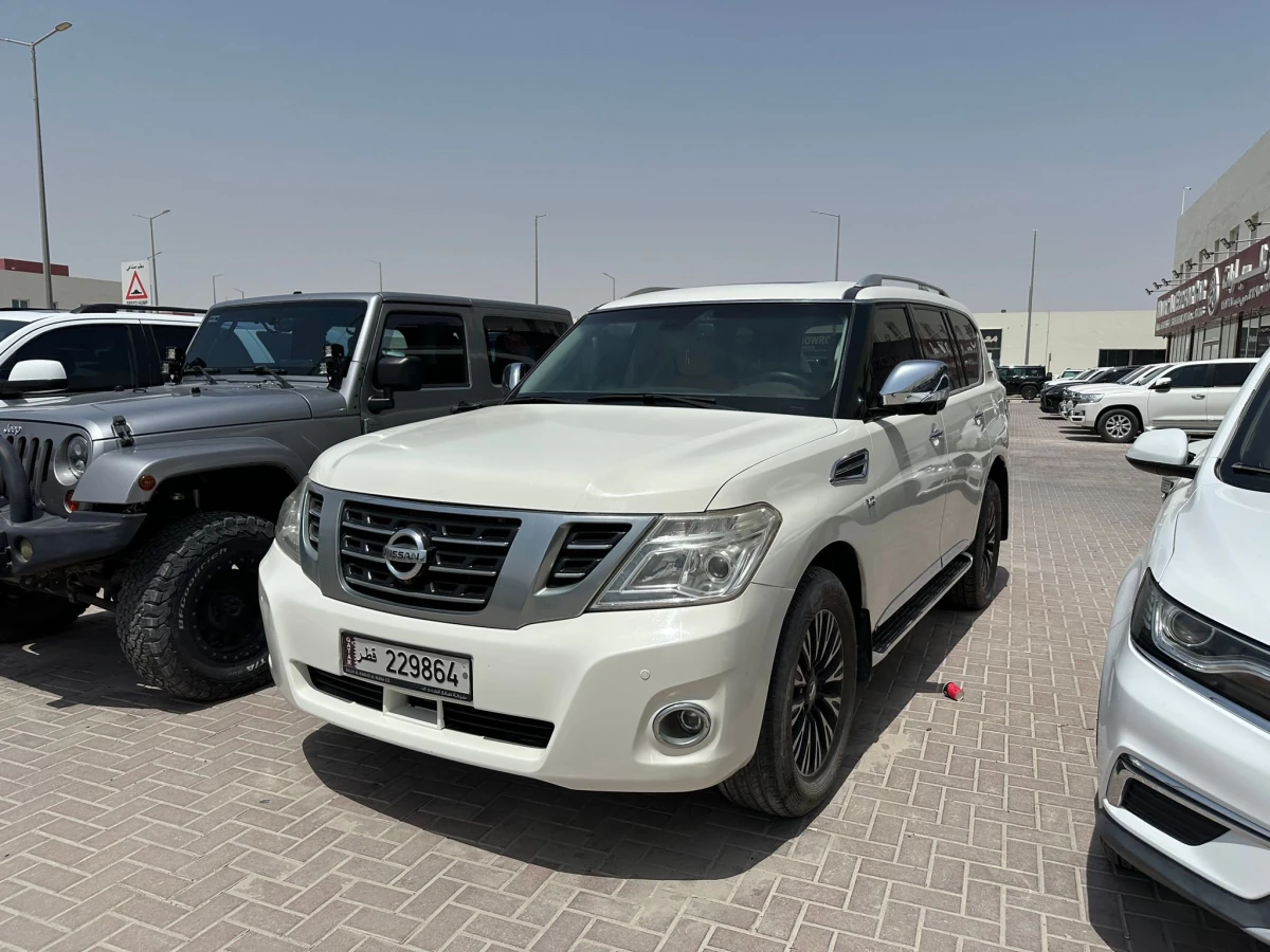 Nissan Patrol  Platinum 2012