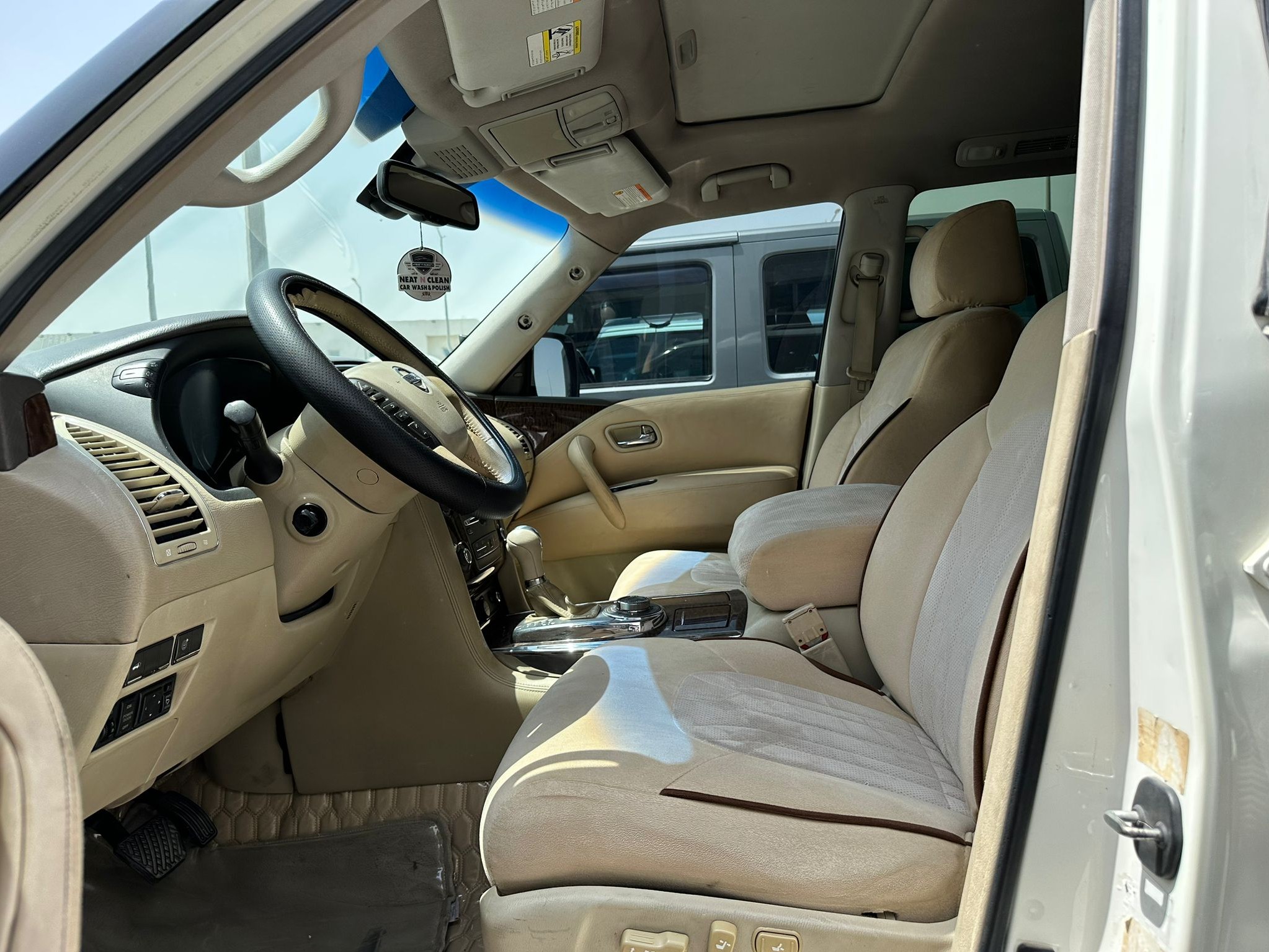 Nissan Patrol  Platinum 2012 - Image 4