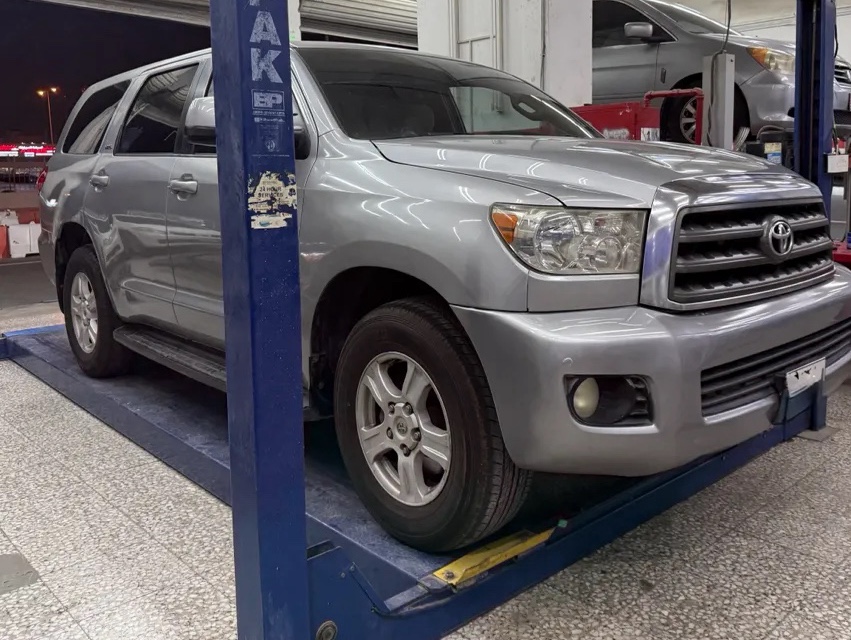Toyota Sequoia SR5 2015