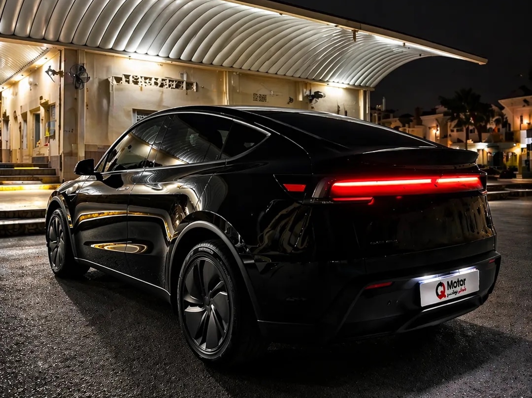 Tesla Model Y Long Range 2026 - Image 3
