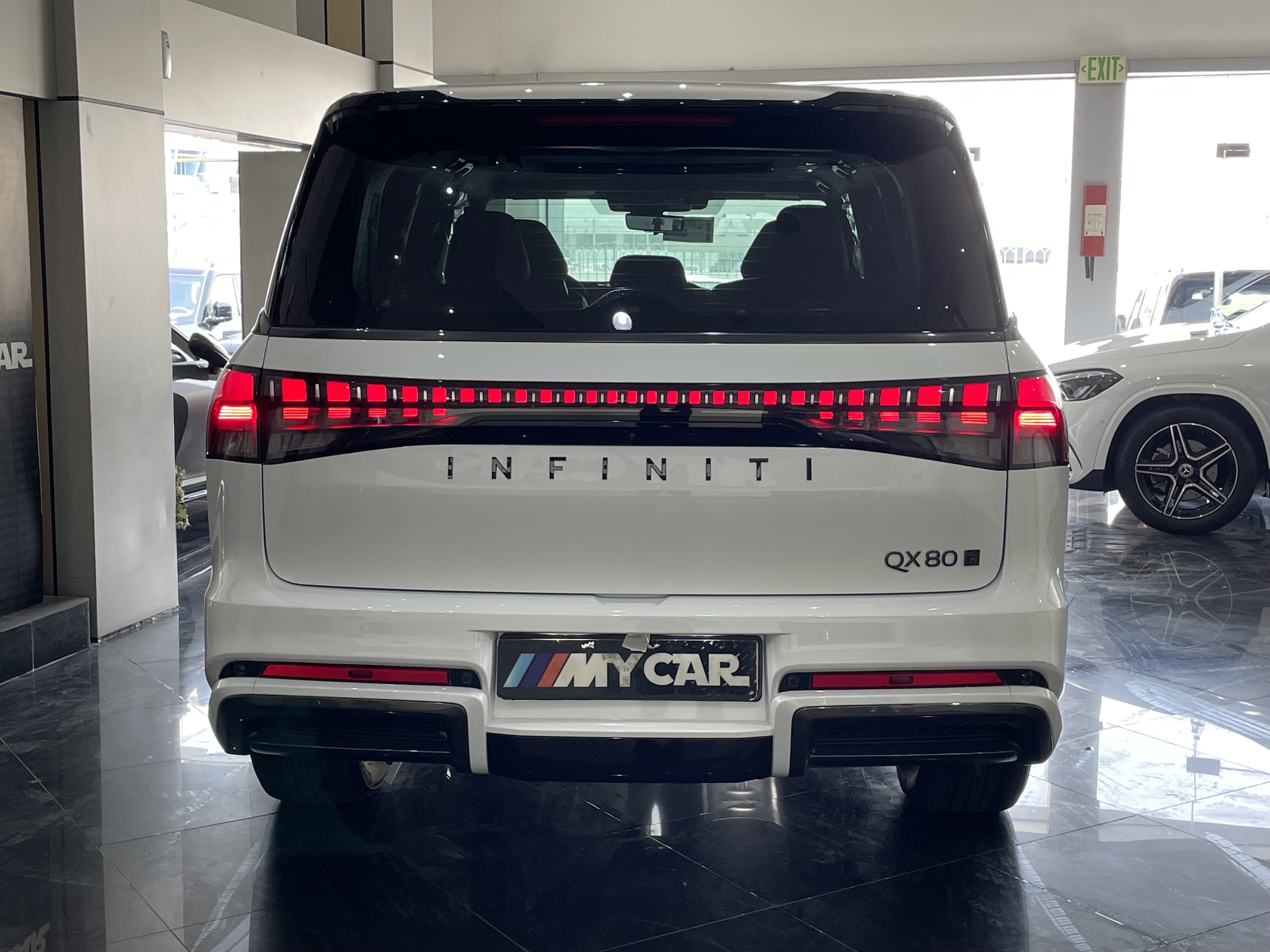 Infiniti QX 80 - Image 4