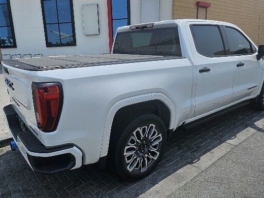 GMC Denali NY 2023 - Image 3