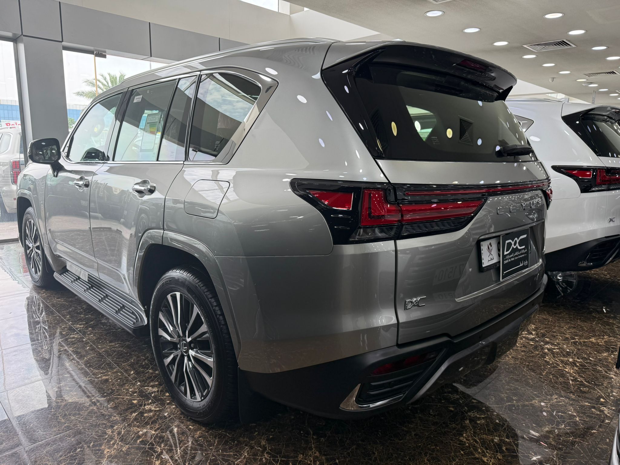 Lexus LX 600 Luxury  2026 - Image 4
