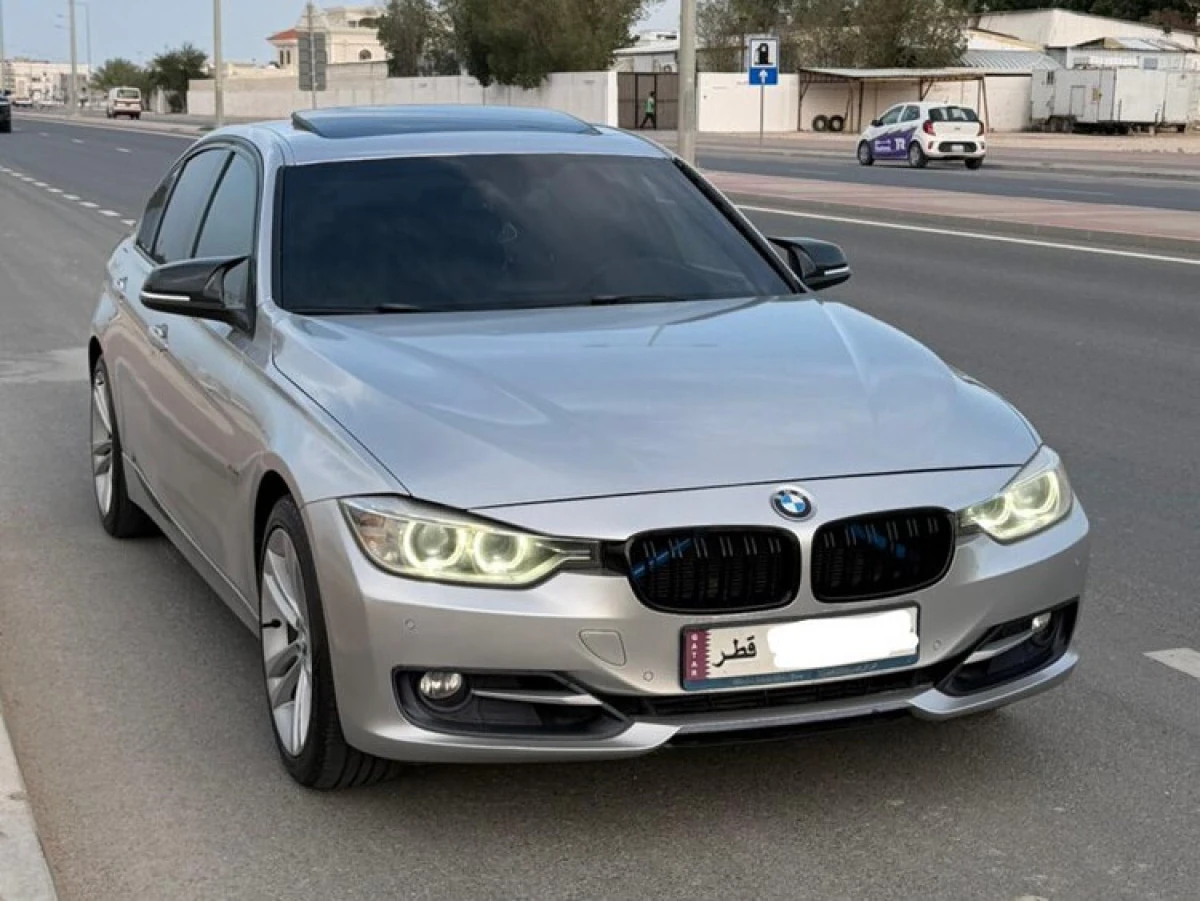 BMW 3-Series 328 i 2014