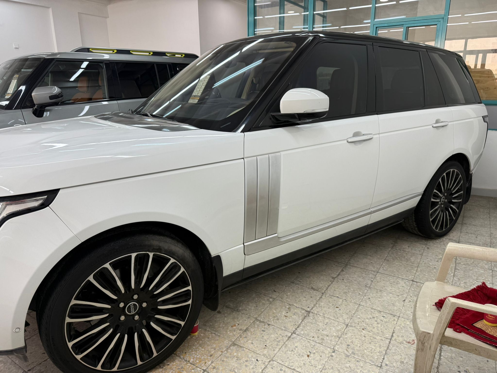 Land Rover Range Rover Vogue SE 2016 - Image 3