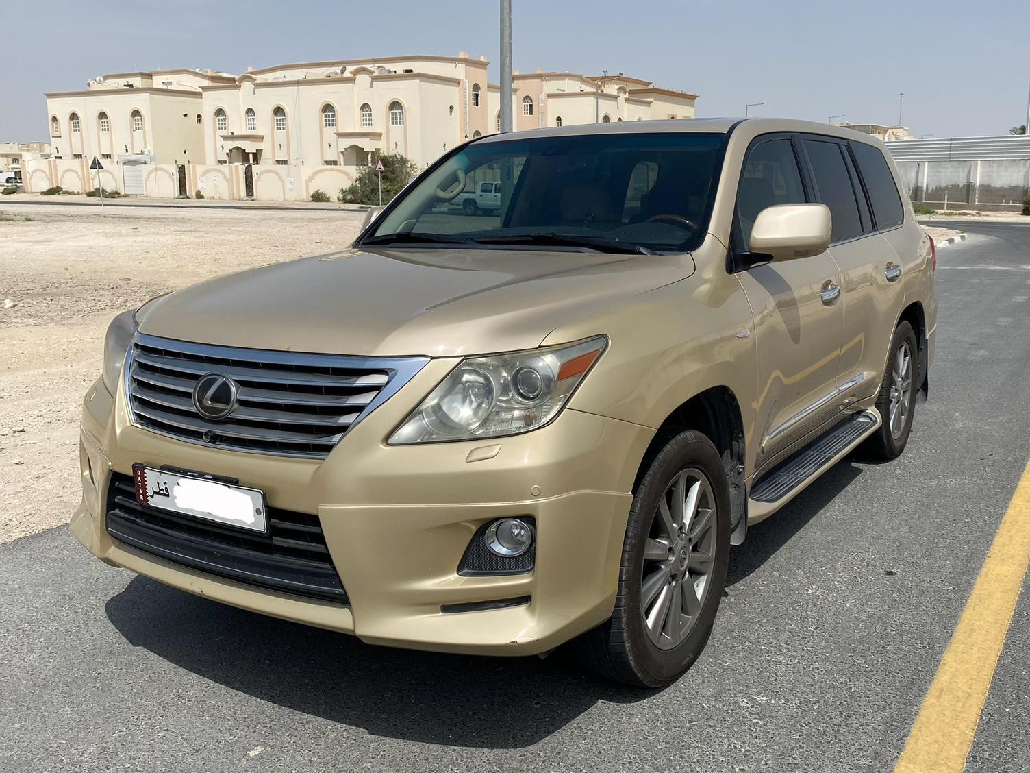 Lexus LX 570 2010 - Image 3