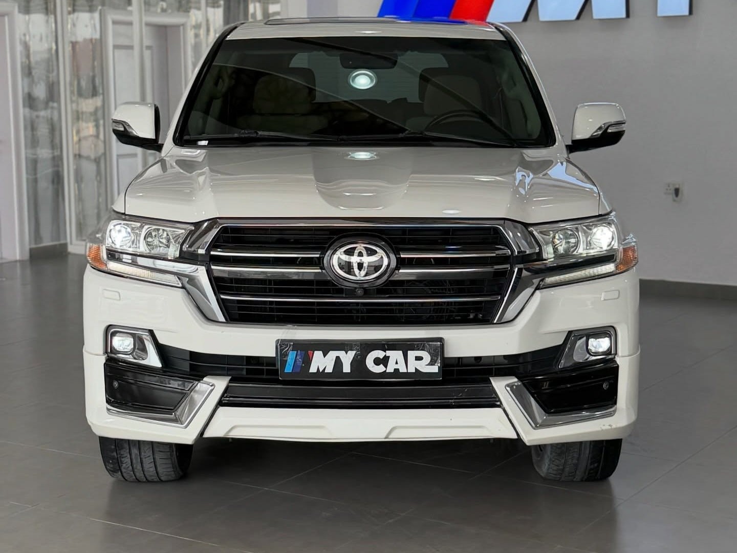 Toyota Land Cruiser VX.R 2017 - Image 2