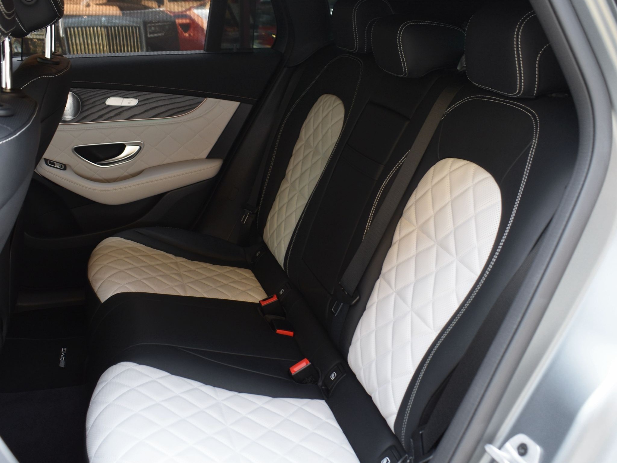 Mercedes-Benz EQC 400 2021 - Image 3