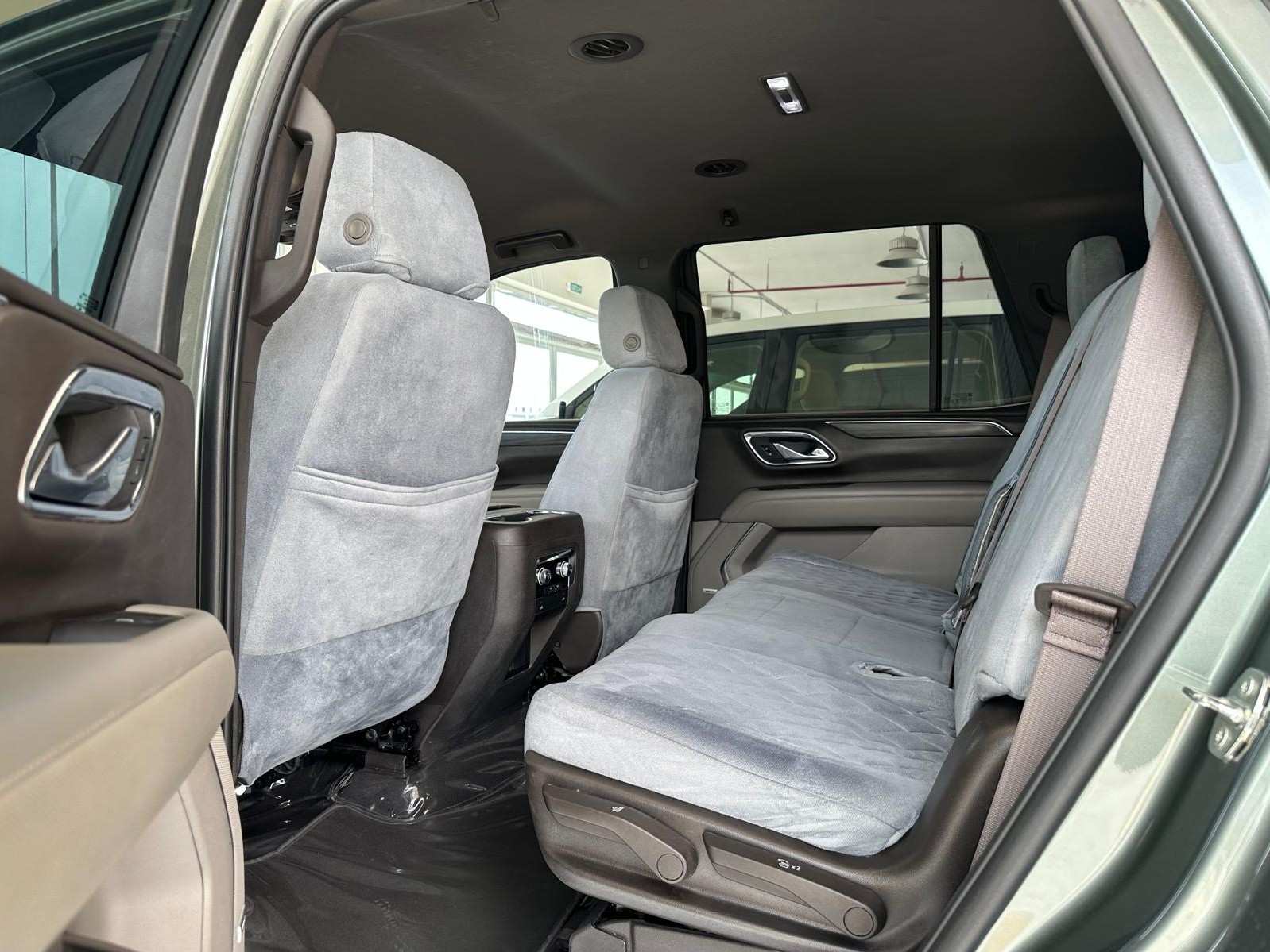 GMC Yukon SLT 2023 - Image 4