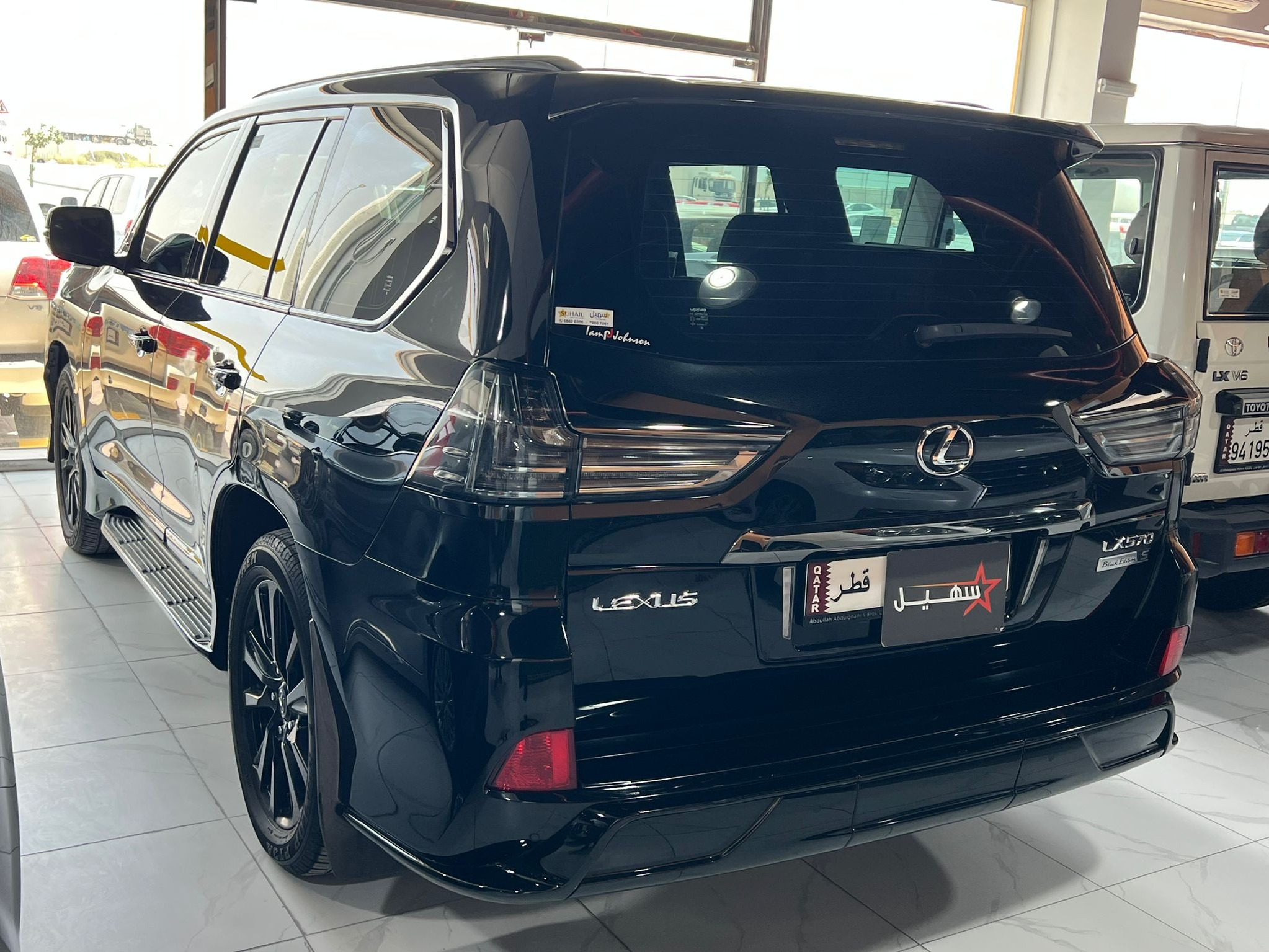 Lexus LX 570 S Black Edition 2019 - Image 4