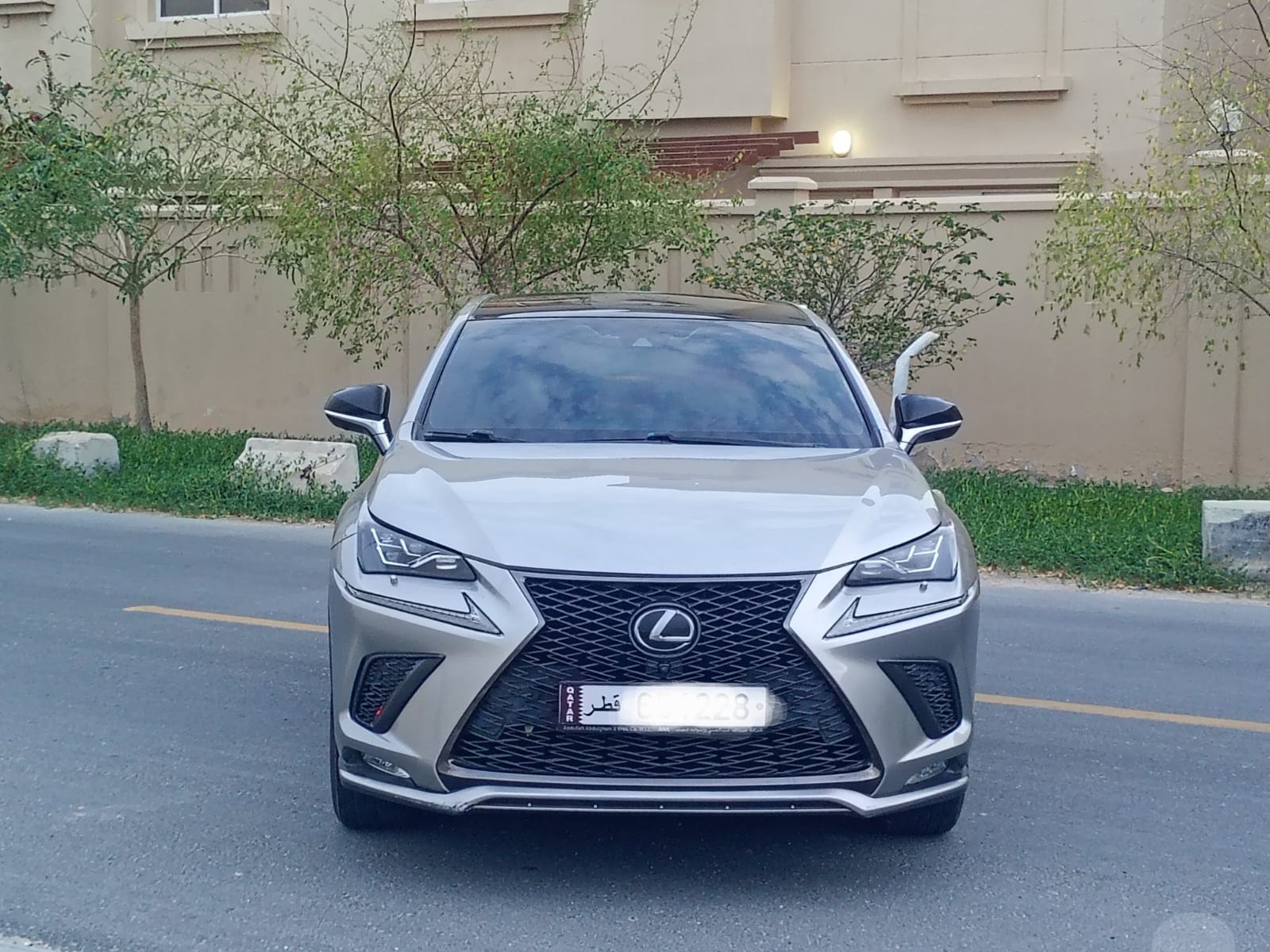 Lexus NX 300 2021 - Image 2